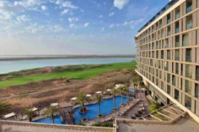 Radisson Blu Hotel, Abu Dhabi Yas Island